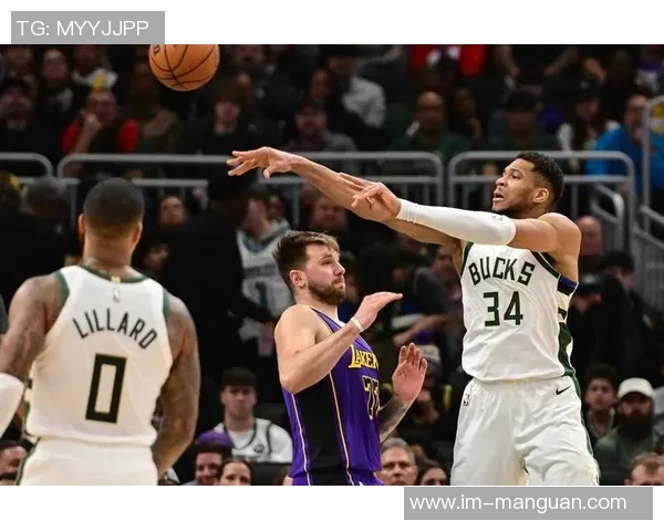 雄鹿队近期状态堪忧过去15场比赛仅获3胜排名东部第11位 雄鹿队近期状态堪忧过去15场比赛仅获3胜排名东部第11位